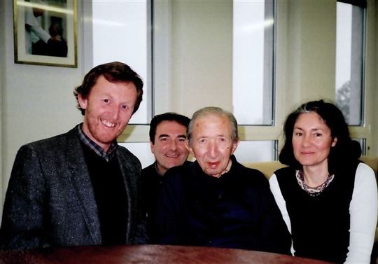 John and Silvia Kinder meet Father Giussani in January 2004, one year before his death. Also in the photo is Fr Ambrogio Pisoni. (Photo: Fraternity of CL / Gisella Corsico)