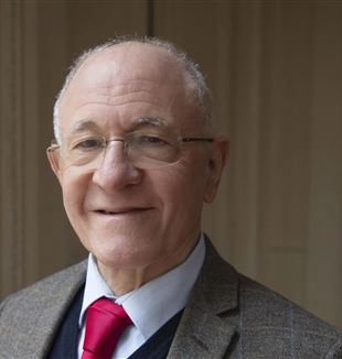 Rémi Brague, Professor Emeritus at the Sorbonne in Paris and Ludwig-Maximilians-Universität in Munich (© Francesca Mantovani/Gallimard/opale.photo/Mondadori Portfolio)