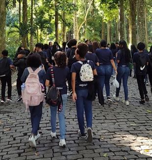 Students from the Padre Francisco da Motta school